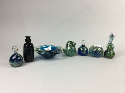 Lot 58 - A LOT OF FIVE MDINA GLASS PAPERWEIGHTS AND OTHER GLASS WARE