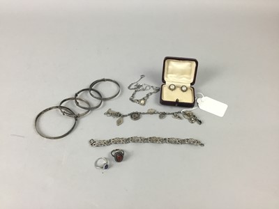 Lot 8 - AN IONA SILVER BRACELET AND OTHER JEWELLERY