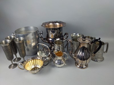 Lot 100 - A VINTAGE MOET & CHANDON CHAMPAGNE BUCKET ALONG WITH OTHER PLATE