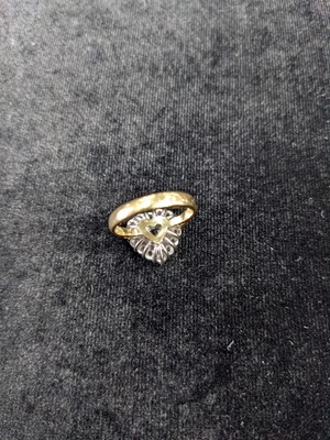 Lot 497 - A HEART SHAPED DIAMOND RING BY ERIC SMITH OF GLASGOW