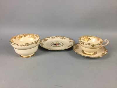 Lot 272 - A PARAGON PART TEA SERVICE AND OTHER CHINA