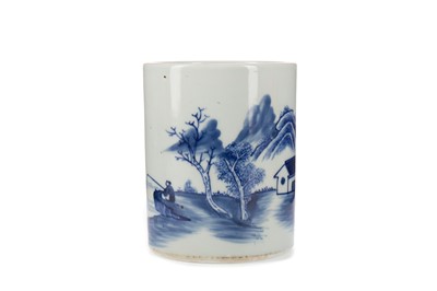 Lot 1719 - A CHINESE BLUE AND WHITE BRUSH POT