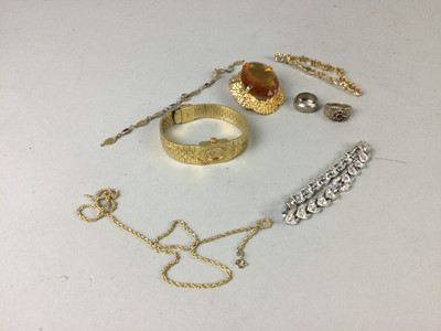 Lot 301 - A LOT OF COSTUME JEWELLERY