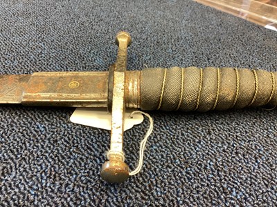 Lot 1027 - AN EARLY 20TH CENTURY OFFICER'S DRESS SWORD