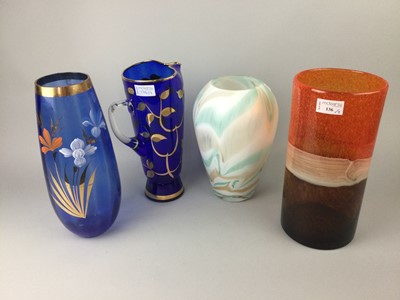 Lot 136 - A CONTEMPORARY GLASS VASE, FOUR OTHER GLASS VASES AND TWO GLASS BOWLS