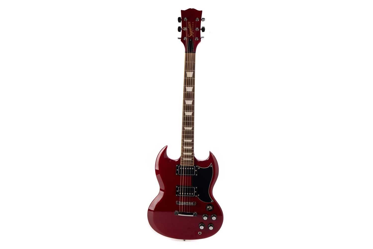 Lot 615 - A GIBSON SIGNATURE SERIES SG ELECTRIC GUITAR