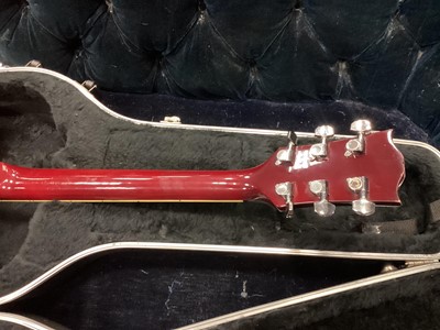 Lot 615 - A GIBSON SIGNATURE SERIES SG ELECTRIC GUITAR