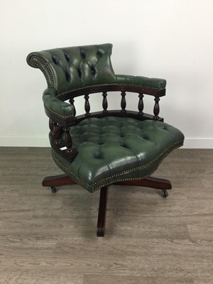 Lot 1 - A GREEN LEATHER UPHOLSTERED SWIVEL CAPTAIN'S CHAIR
