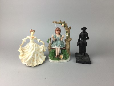 Lot 225 - A LLADRO FIGURE OF A SWAN, LLADRO FIGURE OF A COW AND OTHER CERAMICS