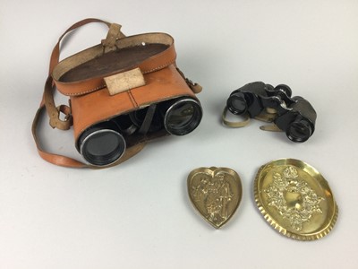 Lot 20 - A PAIR OF WWII PERIOD CANADIAN BINOCULARS AND VARIOUS METALWARE