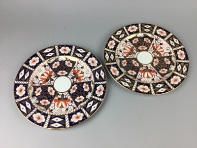 Lot 349 - A PAIR OF ROYAL CROWN DERBY FOR TIFFANY & CO CIRCULAR PLATES