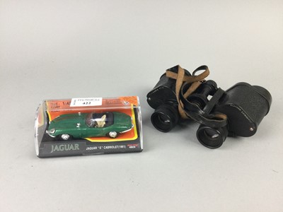 Lot 422 - A CASED PAIR OF BINOCULARS ALONG WITH A DIE-CAST JAGUAR