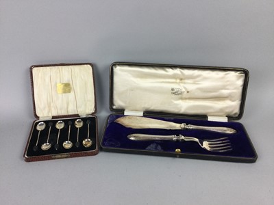 Lot 424 - A SET OF SIX SILVER COFFEE SPOONS ALONG WITH CASED FISH SERVERS