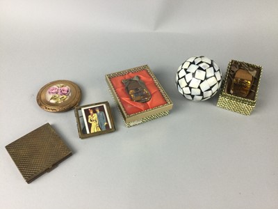 Lot 436 - A COCO CHANEL SAMPLE PERFUME BOTTLE AND OTHER ITEMS