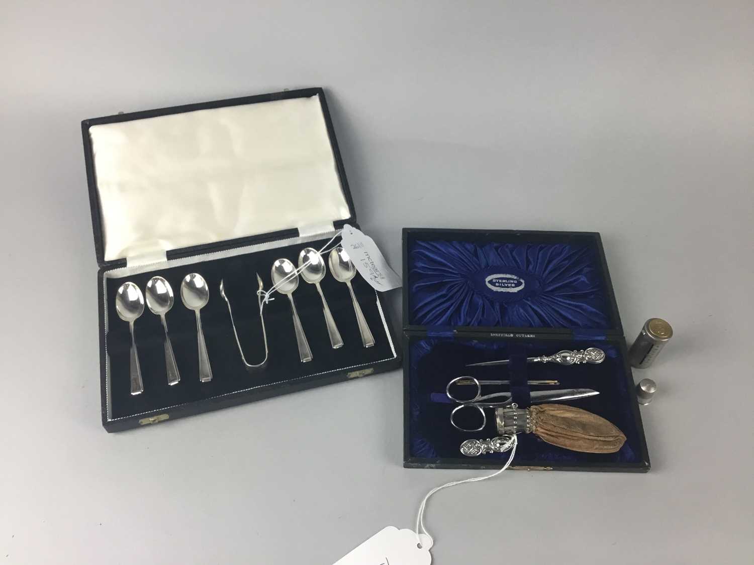 Lot 159 - A SET OF SIX SILVER COFFEE SPOONS WITH SUGAR TONGS, SEWING SET AND OTHER ITEMS