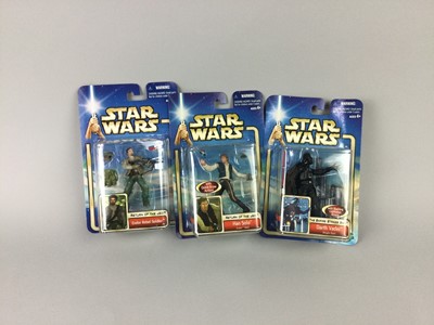 Lot 515 - A COLLECTION OF TWENTY STAR WARS FIGURES