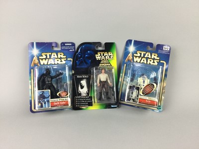 Lot 517 - A COLLECTION OF TWENTY STAR WARS FIGURES