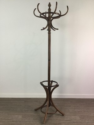 Lot 591 - A BENTWOOD HAT AND COAT STAND