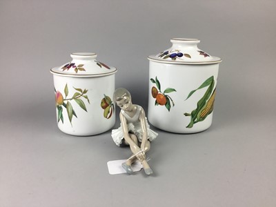 Lot 573 - A NAO FIGURE OF A SEATED BALLERINA AND TWO ROYAL WORCESTER EVESHAM LIDDED JARS