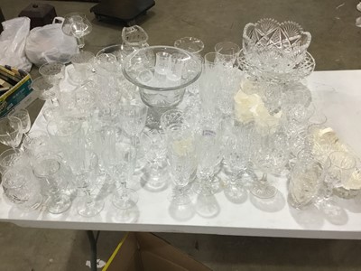 Lot 614 - A GROUP OF CUT GLASS AND CRYSTAL WARE