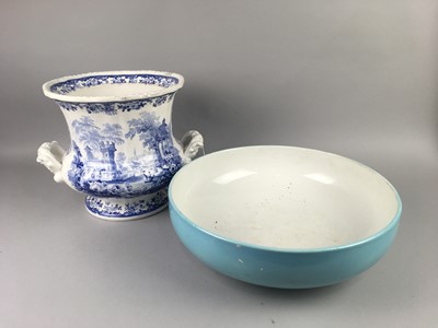 Lot 82 - A 19TH CENTURY BLUE AND WHITE VASE AND A WASH BASIN