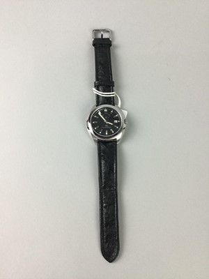 Lot 91 - A GENTLEMAN'S ORIENT STAR STAINLESS STEEL AUTOMATIC WRIST WATCH