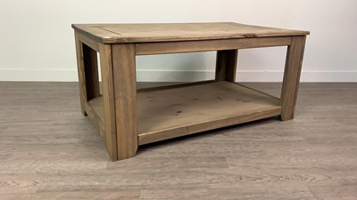 Lot 216 - A MODERN RECTANGULAR COFFEE TABLE