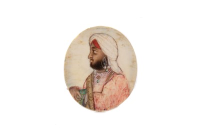 Lot 1825 - 19TH CENTURY DELHI SCHOOL, PORTRAIT MINIATURE OF A MINISTER OF THE COURT OF RANJIT SINGH