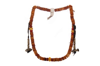 Lot 1832 - A STAINED BONE, AMBER AND CORAL NECKLACE