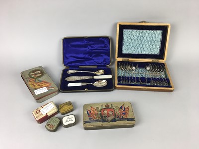 Lot 185 - A LOT OF BOXED CUTLERY AND OTHERS