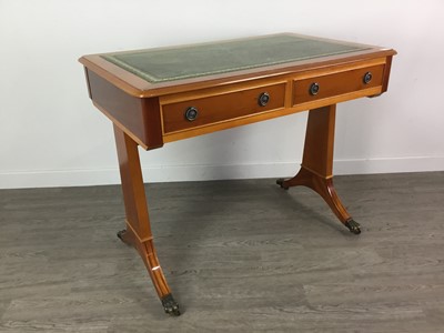 Lot 223 - A REPRODUCTION SATIN WOOD DESK