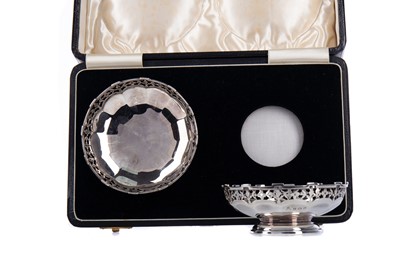 Lot 542 - A PAIR OF GEORGE V SILVER BONBON DISHES