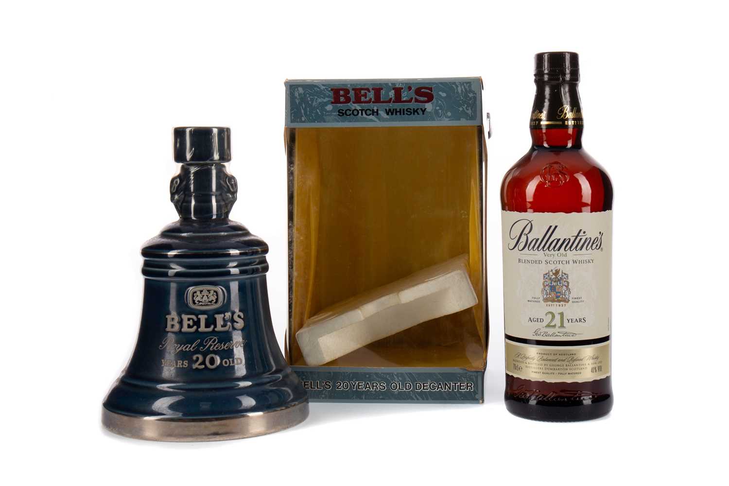 Lot 113 - BALLANTINE'S AGED 21 YEARS, AND BELL'S 20 YEARS OLD