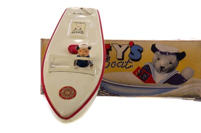 Lot 940 - A SUTCLIFFE SOOTY'S SPEEDBOAT