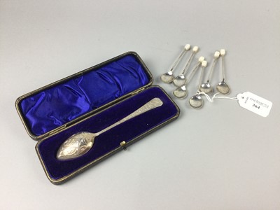 Lot 364 - A SET OF SIX SILVER COFFEE SPOONS ALONG WITH A CHRISTENING SPOON