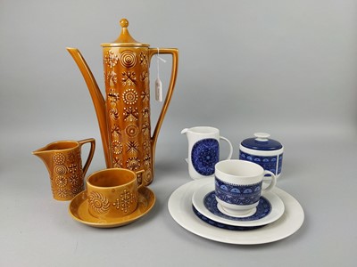 Lot 465 - A ROYAL DOULTON PART TEA SERVICE AND A PORTMEIRION PART COFFEE SERVICE