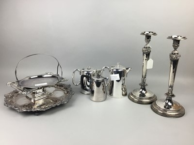 Lot 470 - A PAIR OF SILVER PLATED CANDLESTICKS AND OTHER PLATED ITEMS