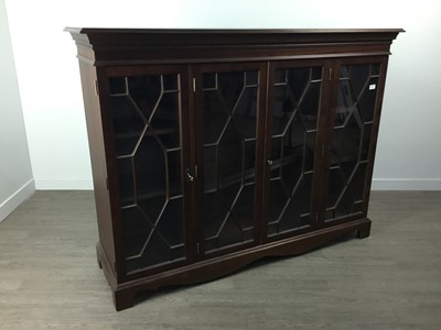 Lot 541 - A MAHOGANY FOUR DOOR BOOKCASE