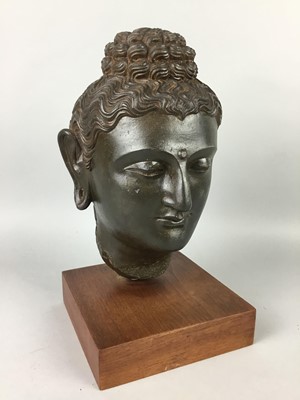 Lot 626 - A BRONZED METAL SCULPTURE OF A HEAD