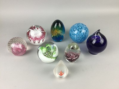 Lot 657 - COLLECTION OF NINETEEN ART GLASS PAPERWEIGHTS