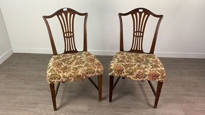 Lot 642 - A PAIR OF MAHOGANY DINING CHAIRS