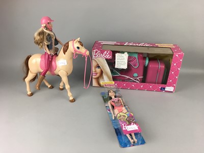 Lot 575A - A BOXED BARBIE DOLL AND OTHER BARBIE TOYS