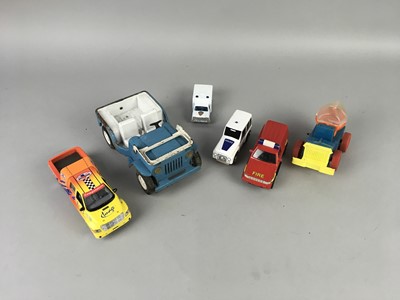 Lot 585A - A COLLECTION OF MODEL VEHICLES