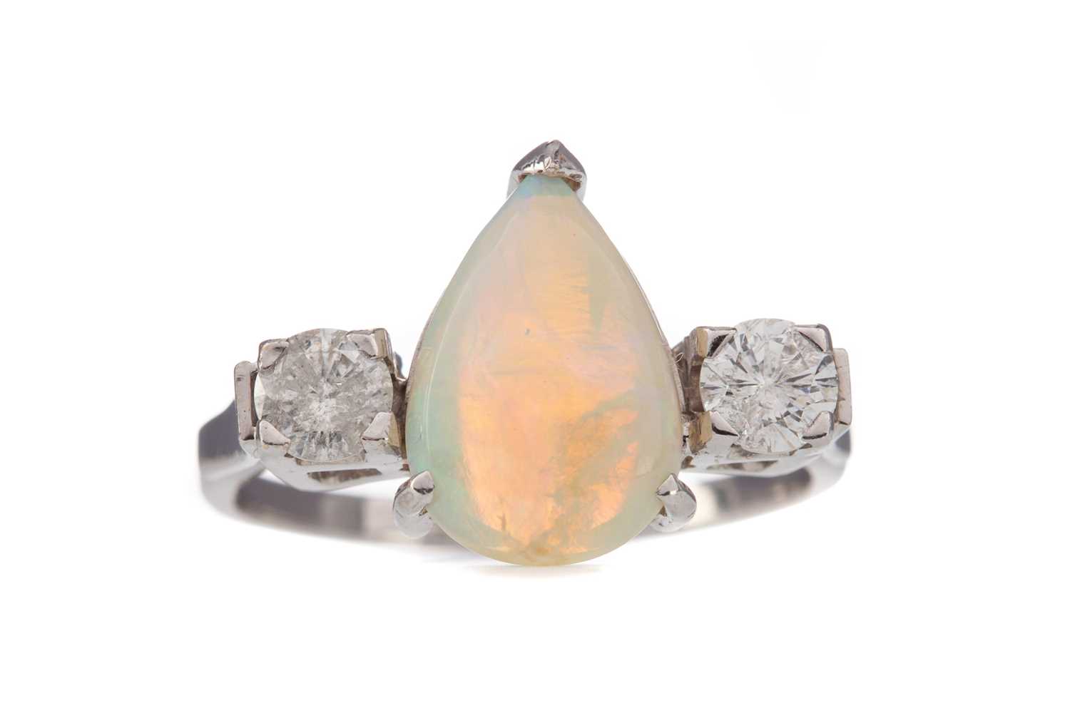 Lot 468 - AN OPAL AND DIAMOND RING