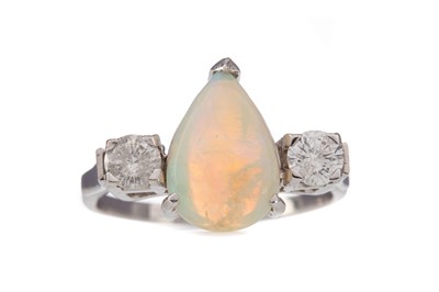 Lot 468 - AN OPAL AND DIAMOND RING