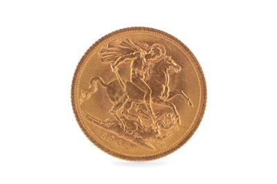 Lot 81 - AN ELIZABETH II GOLD SOVEREIGN DATED 1965