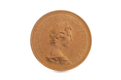 Lot 84 - AN ELIZABETH II GOLD SOVEREIGN DATED 1978