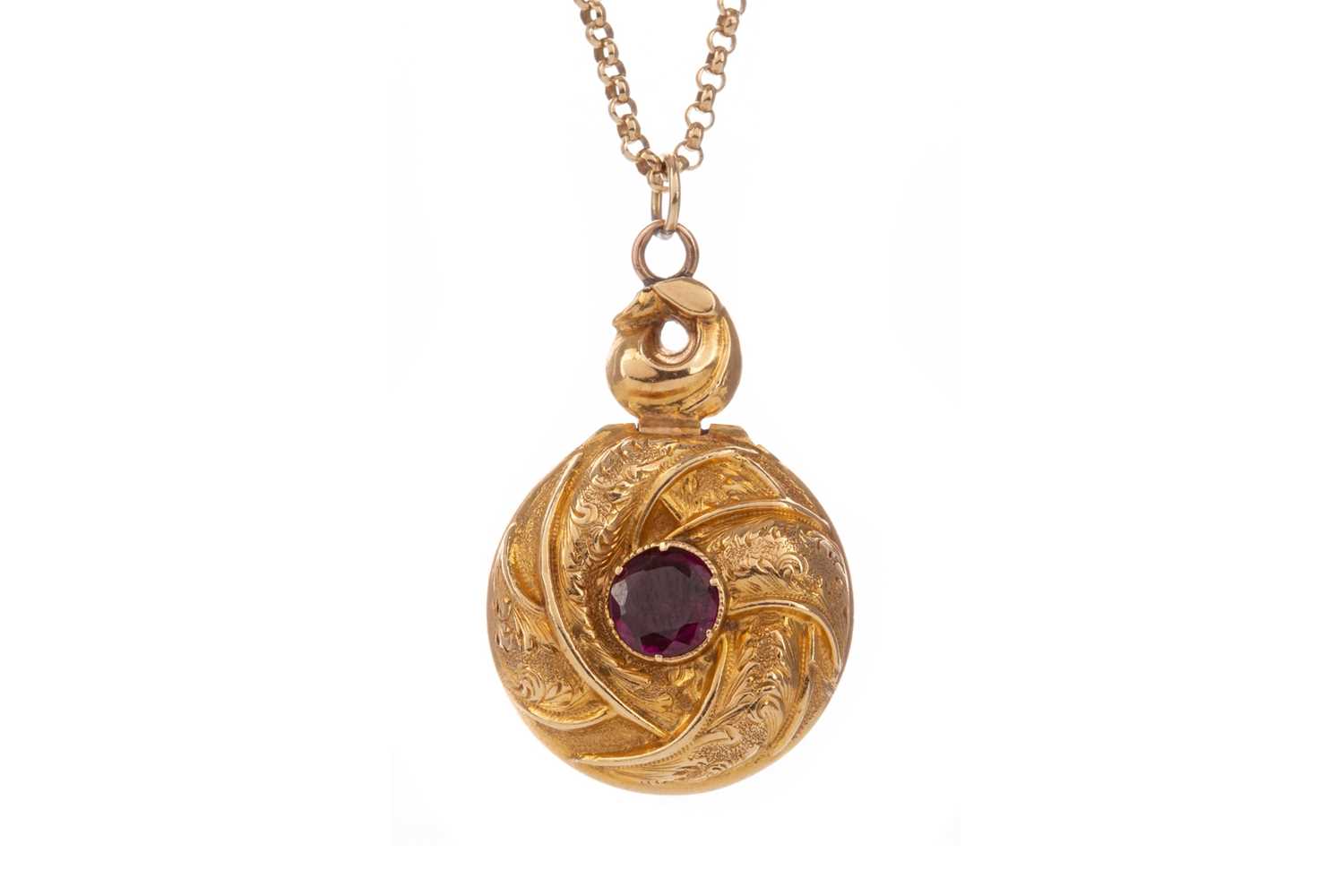 Lot 497 - A VICTORIAN AMETHYST PENDANT ON CHAIN