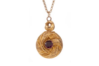 Lot 497 - A VICTORIAN AMETHYST PENDANT ON CHAIN