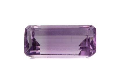 Lot 496 - **AN UNMOUNTED AMETHYST